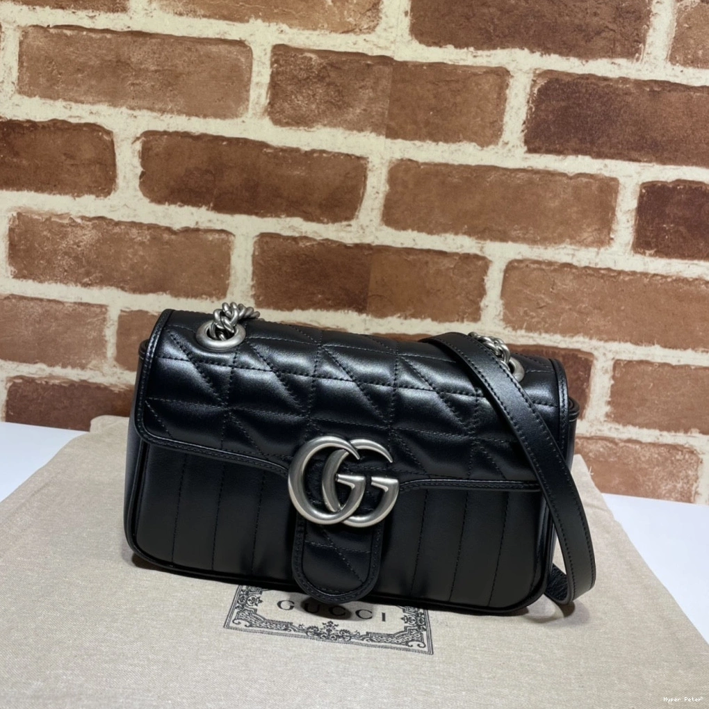 Hyper Peter GUCCI GG Marmont 22CM 0713